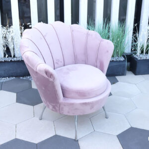 fotel muszelka różowy